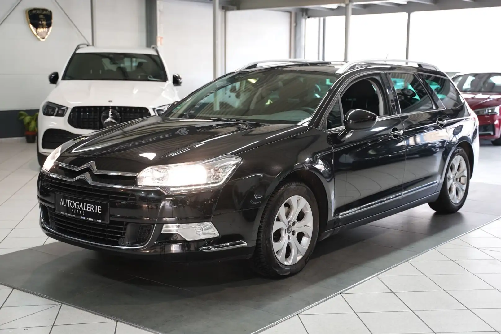 Citroen C5 Tourer Selection*2.HAND*NAVI*AHK*SHZ*TEMPOMAT Schwarz - 1