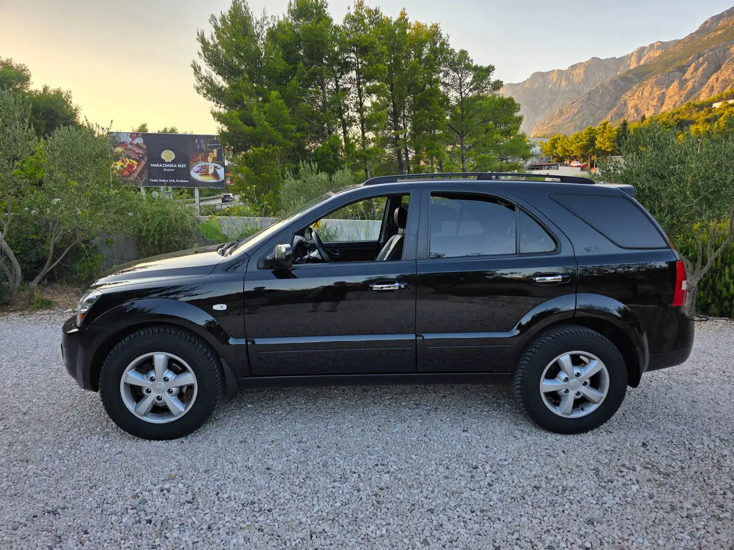 Kia Sorento 3,3 V6 Active Adventure Aut. Schwarz - 2