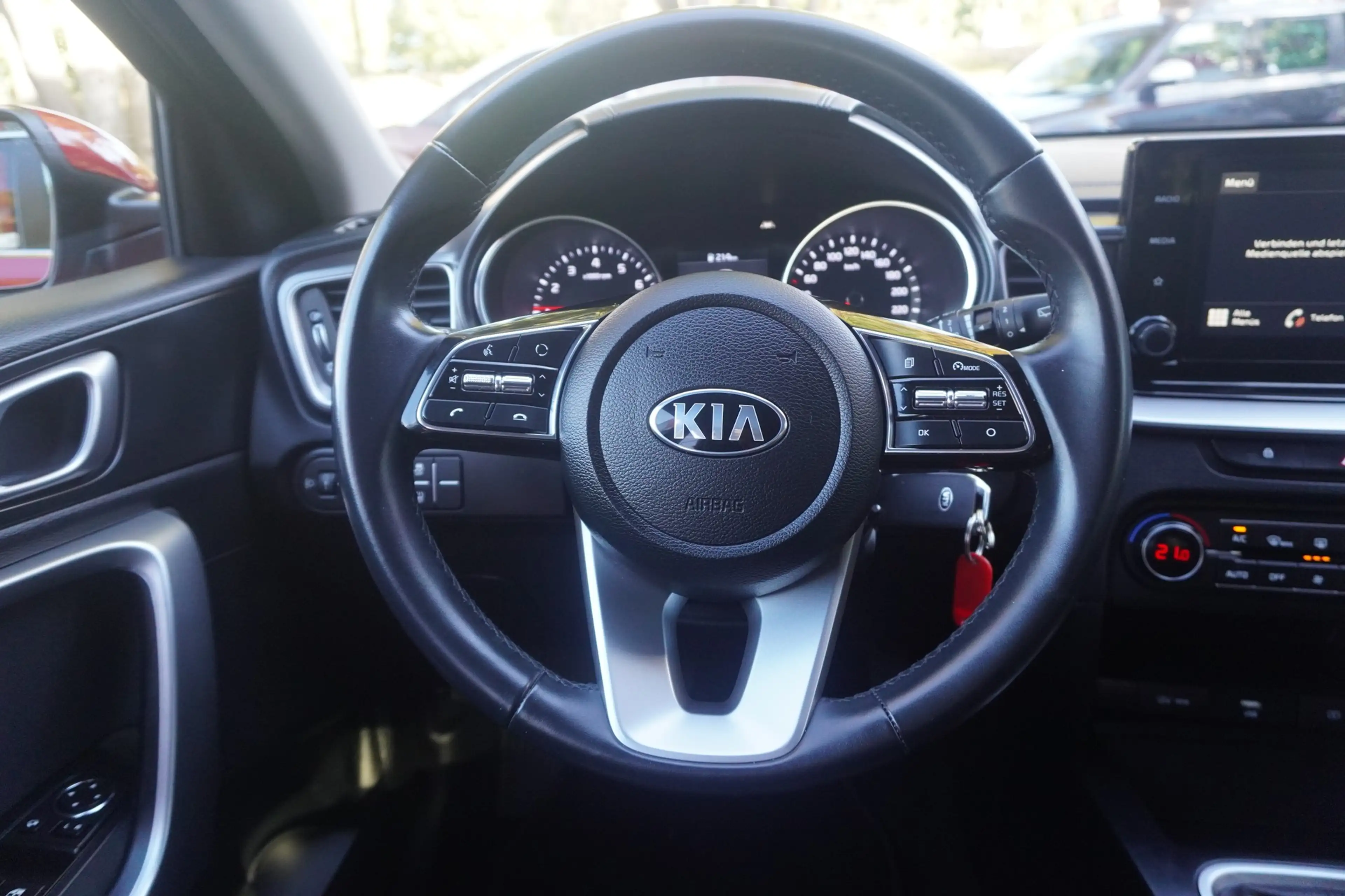 Kia Ceed SW / cee'd SW Ceed SW 1.0 T-GDI Vision Android Apple Kamera — photo 13