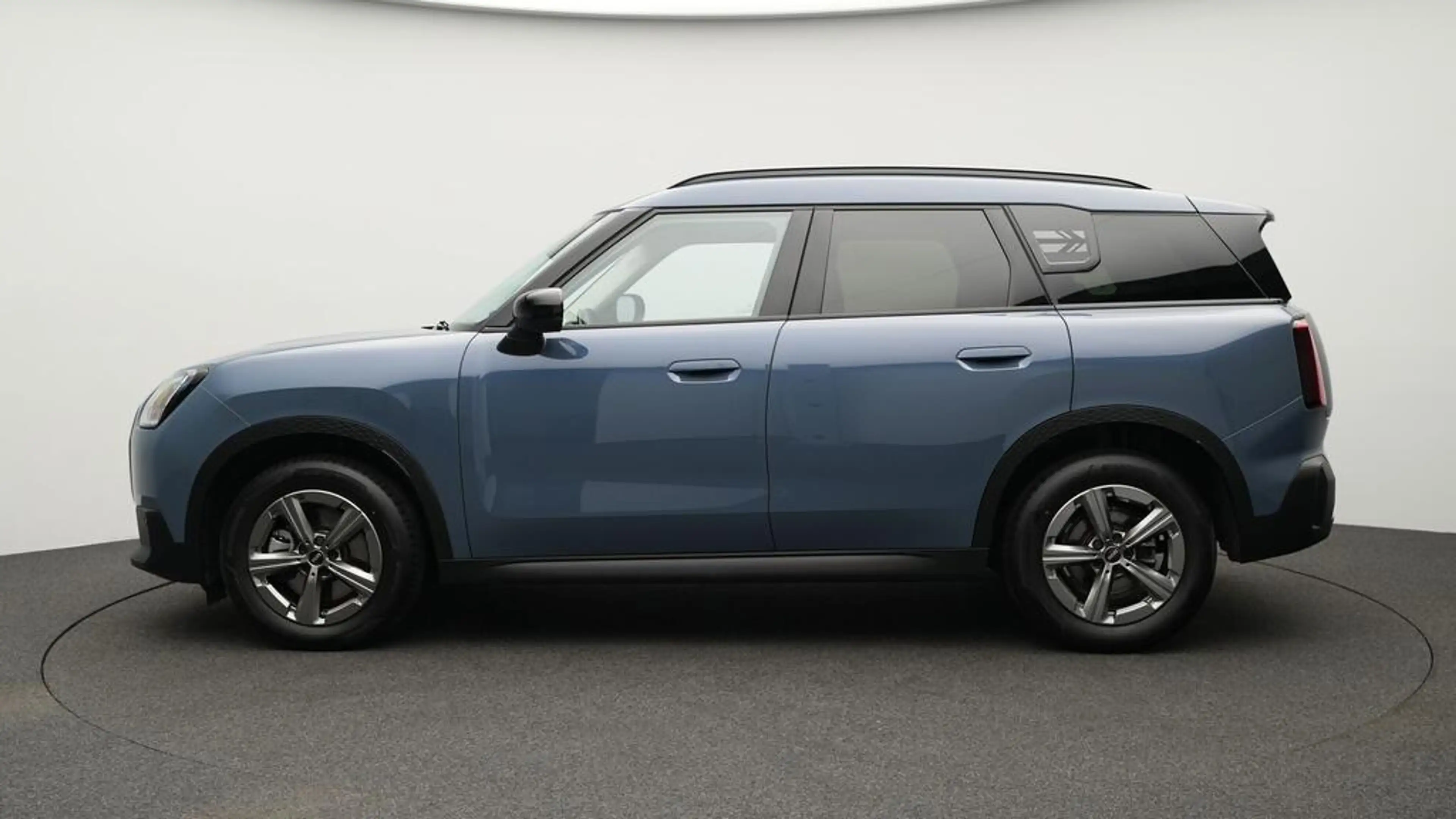 MINI Countryman C Classic Trim — photo 3