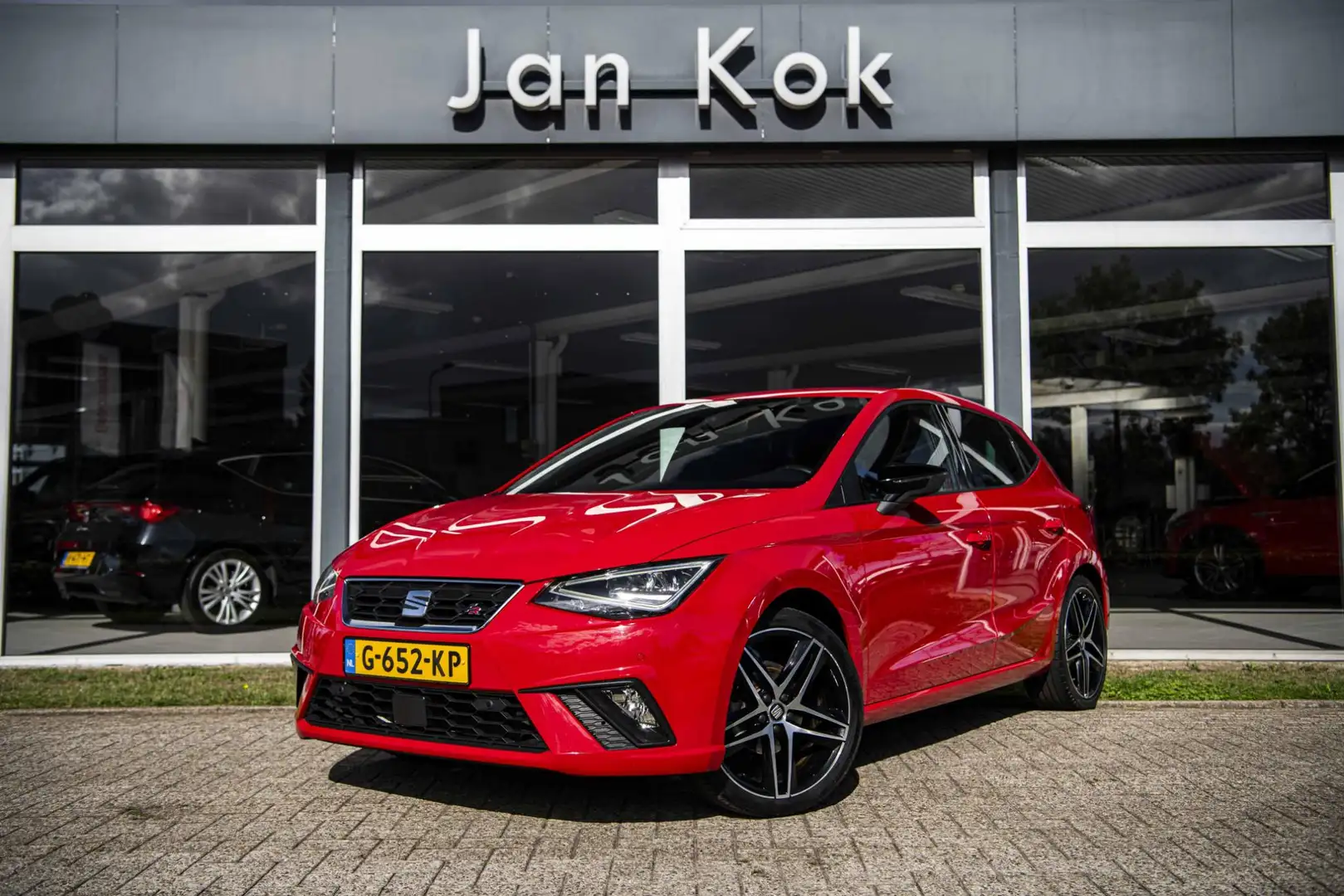 SEAT Ibiza 1.0 TSI FR Business Intense | Full LED | Full Link Rood - 1