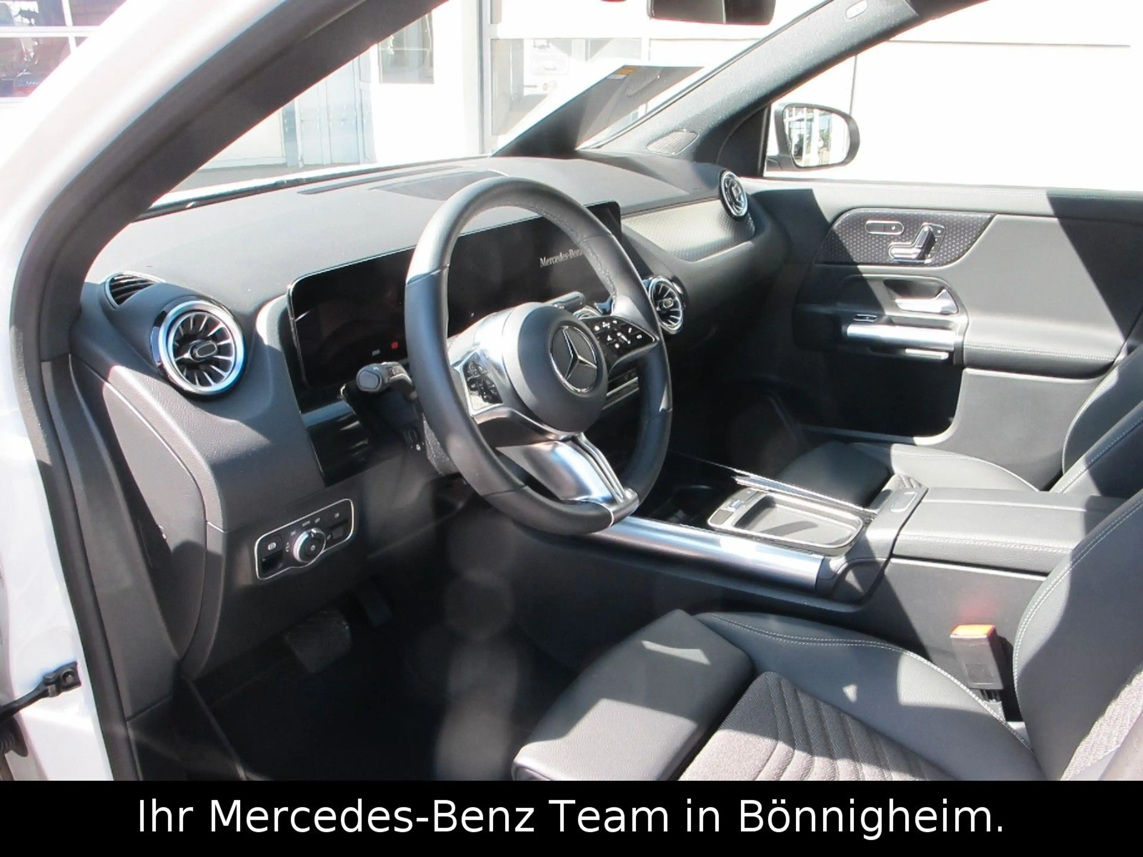 Mercedes-Benz EQA 350 4M / AHV / Memory / Winter-Paket — photo 5