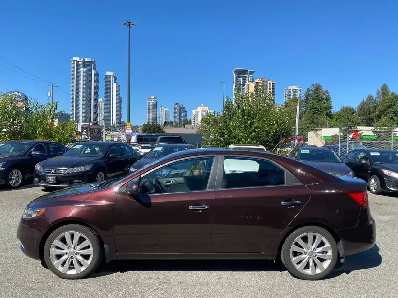 Kia Forte снимка Kia Forte