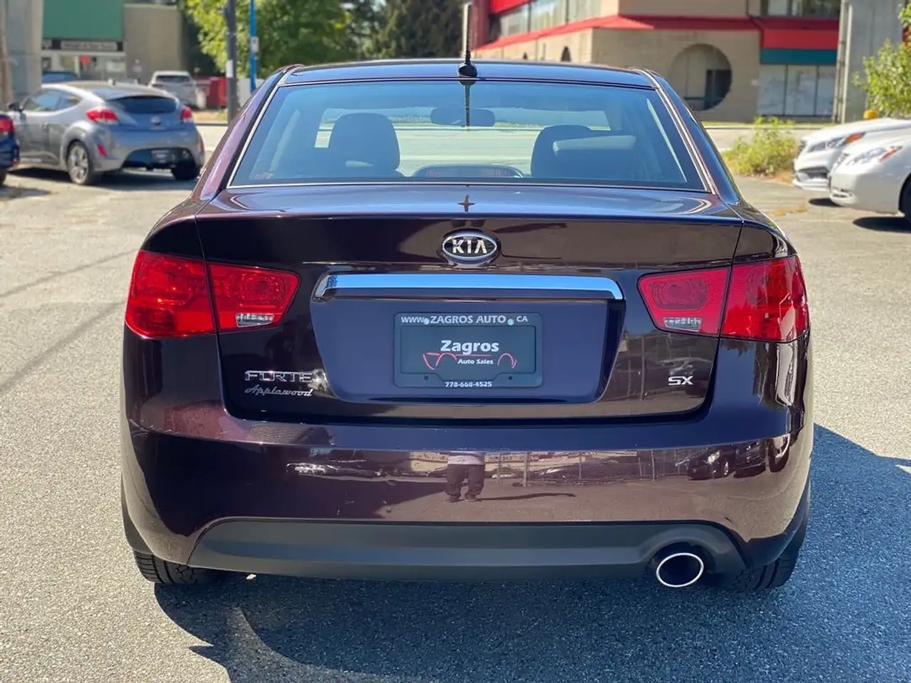 Kia Forte снимка Kia Forte