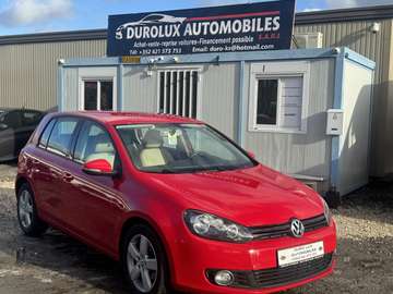 1.6 TDI DPF Highline.  !! 109.000km  !!