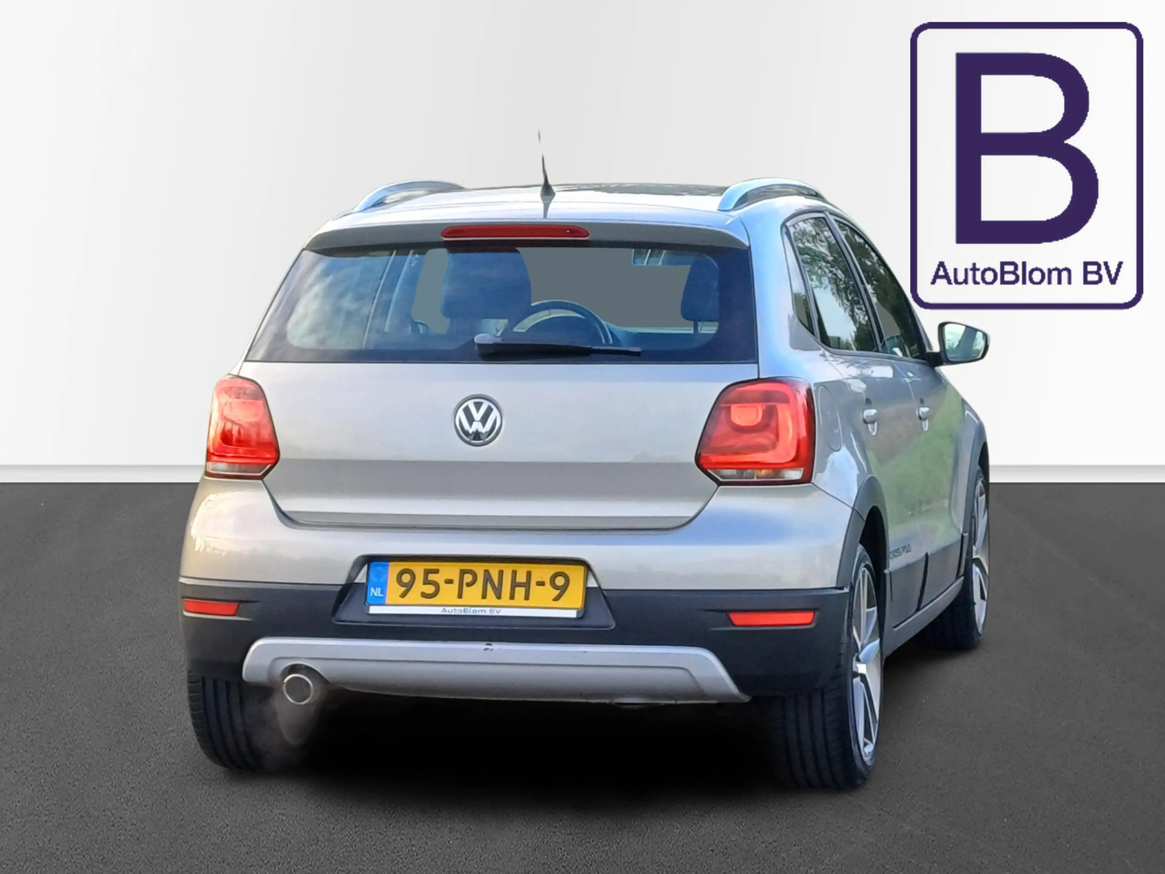 Volkswagen Polo Cross 1.2 TSI /Lage km/Goed onderhouden/Origin. NL/Zuini — photo 6