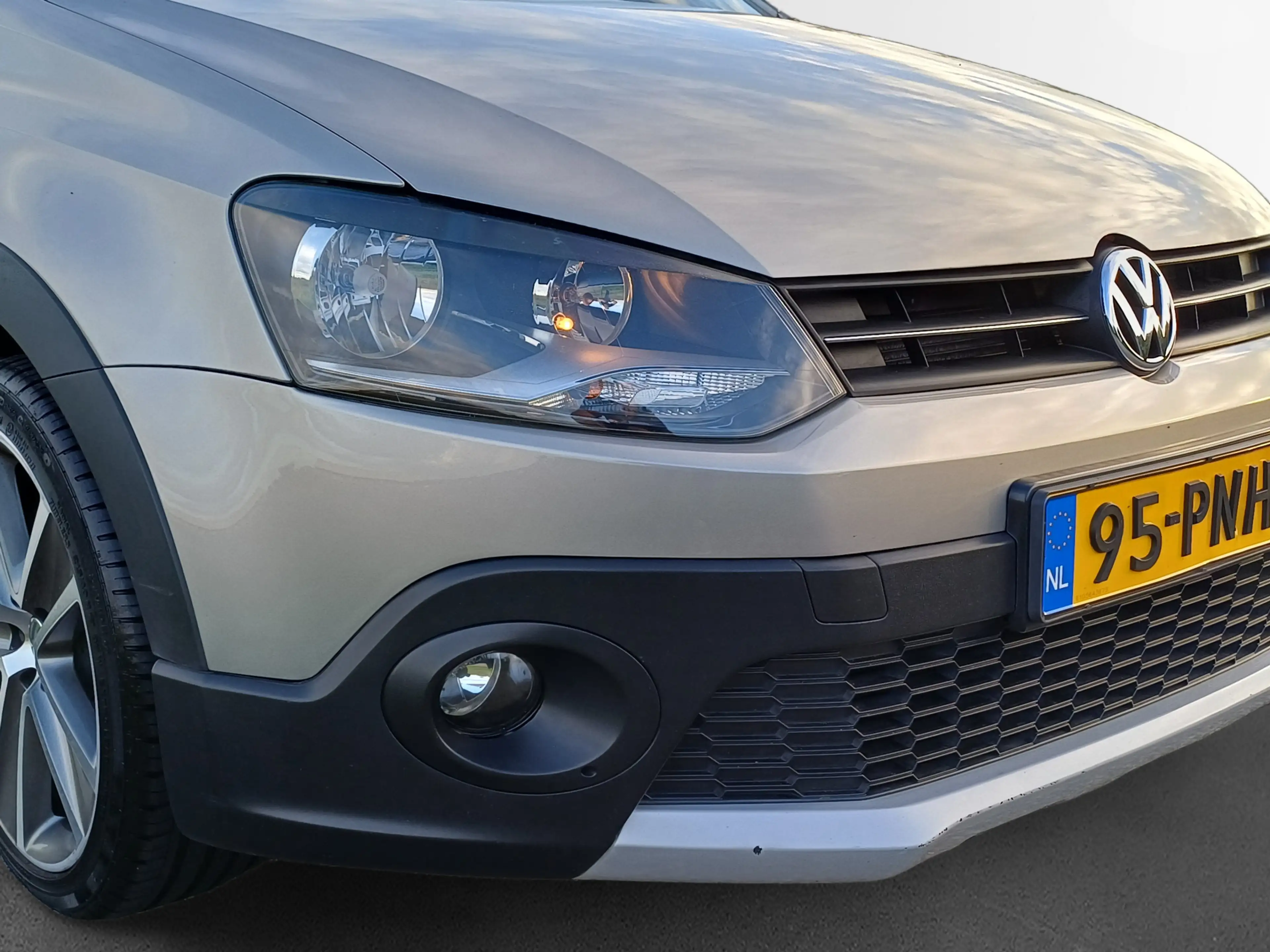 Volkswagen Polo Cross 1.2 TSI /Lage km/Goed onderhouden/Origin. NL/Zuini — photo 16