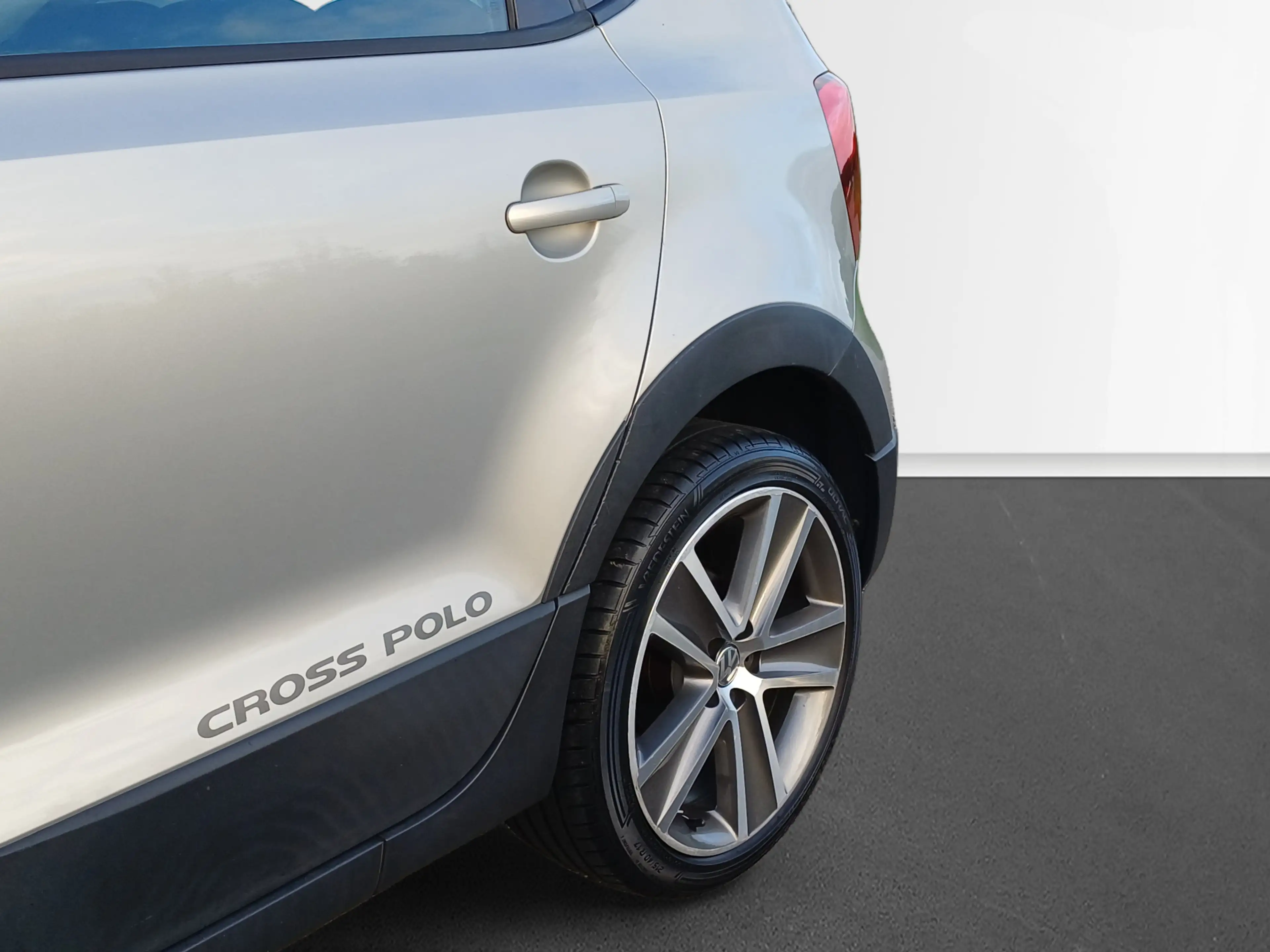 Volkswagen Polo Cross 1.2 TSI /Lage km/Goed onderhouden/Origin. NL/Zuini — photo 11