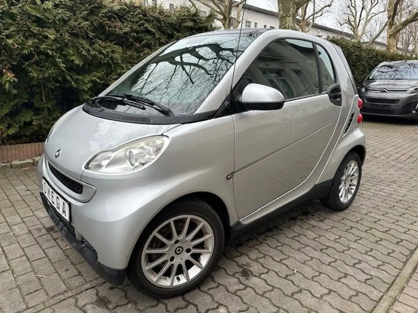 smart forTwo FOR TWO COUPE AUTOMATIK|KLIMA Silber - 1