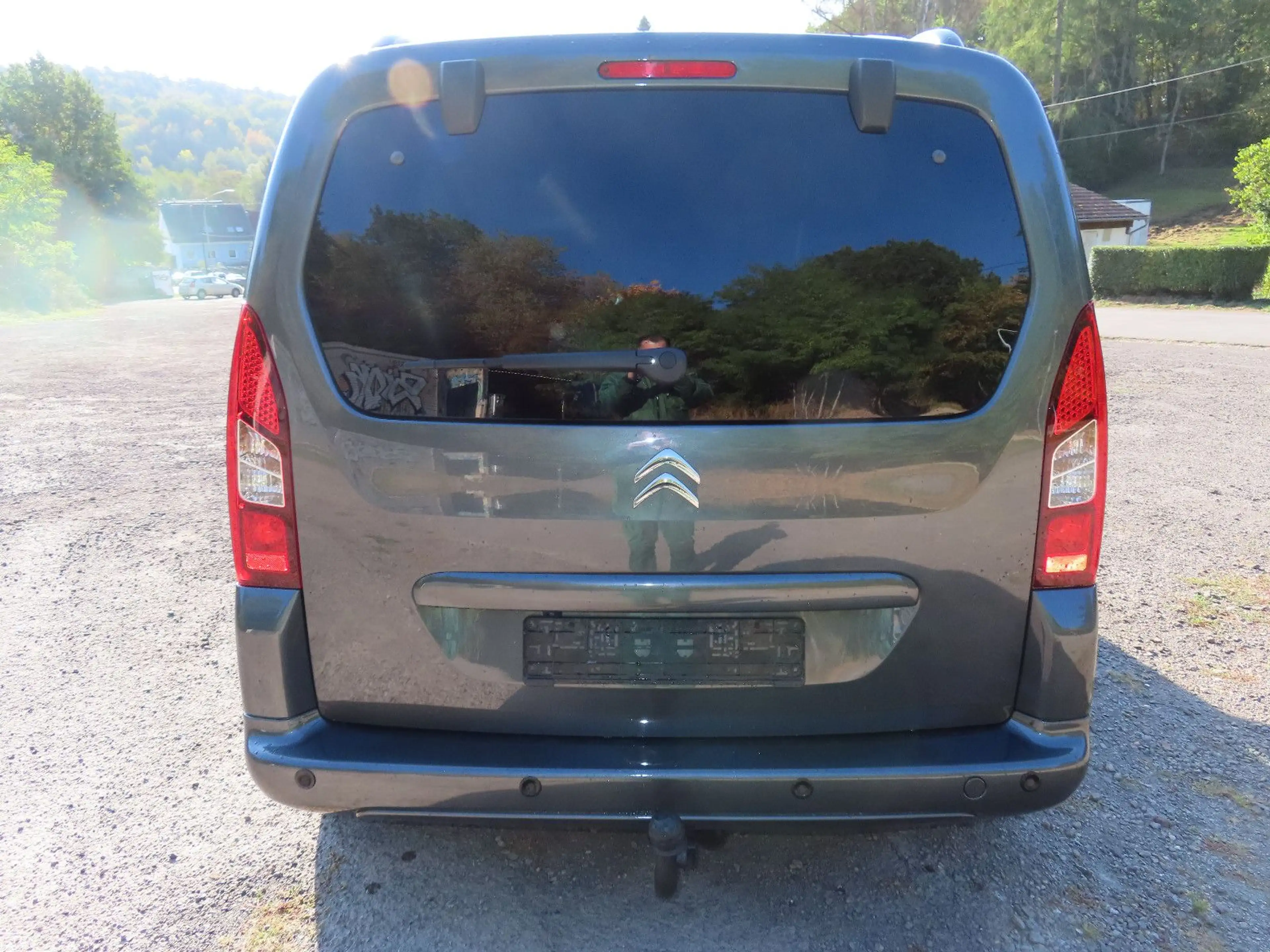 Citroen Berlingo 1.6 HDi Aut, Navi, Kamera, AHK, SHZ — photo 4