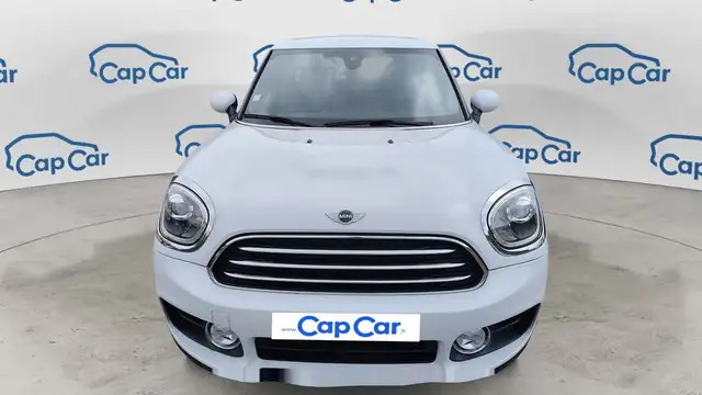 Mini Cooper view 5