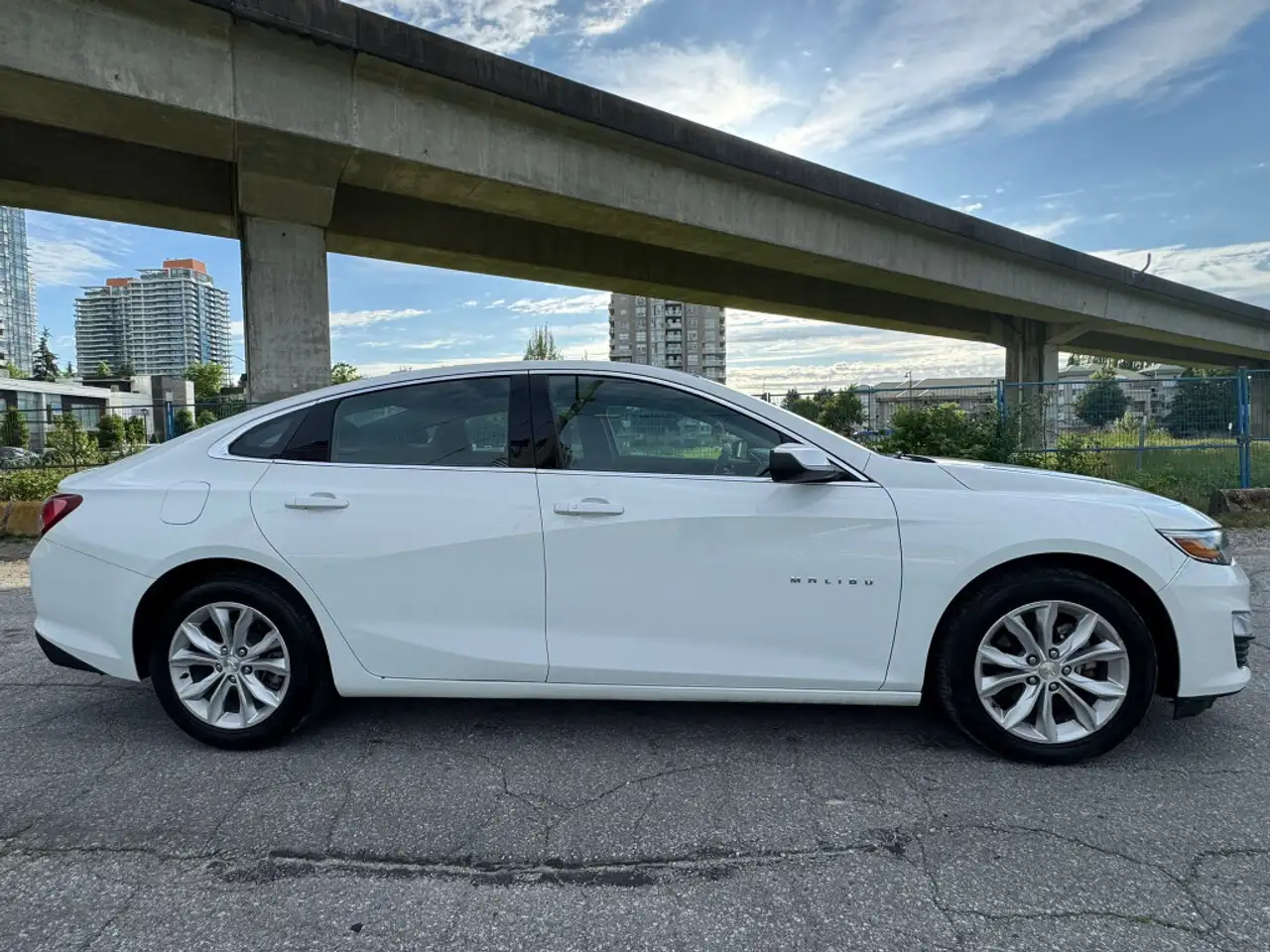 Chevrolet Malibu снимка Chevrolet Malibu