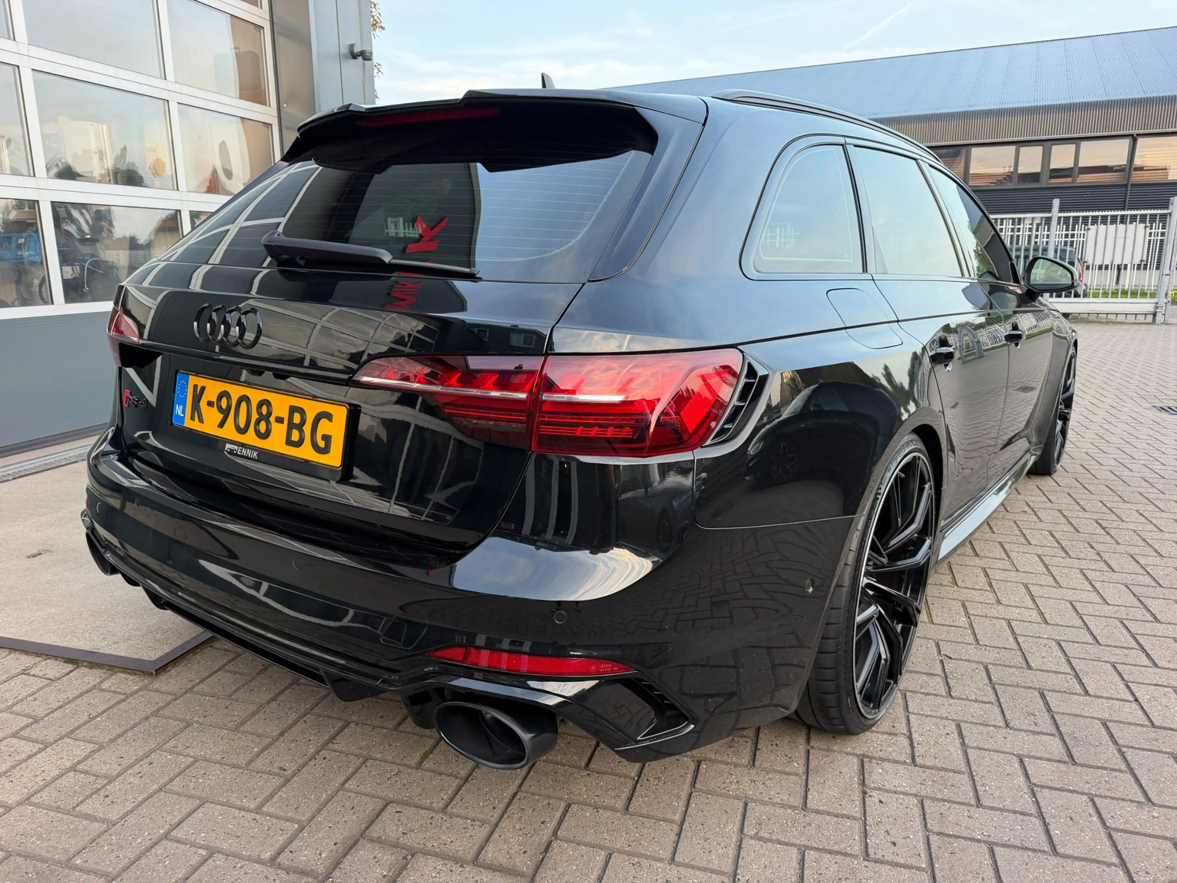 Audi RS4 A4 Avant 2.9 TFSI quattro / Pano / Keramisch / ABT — photo 11