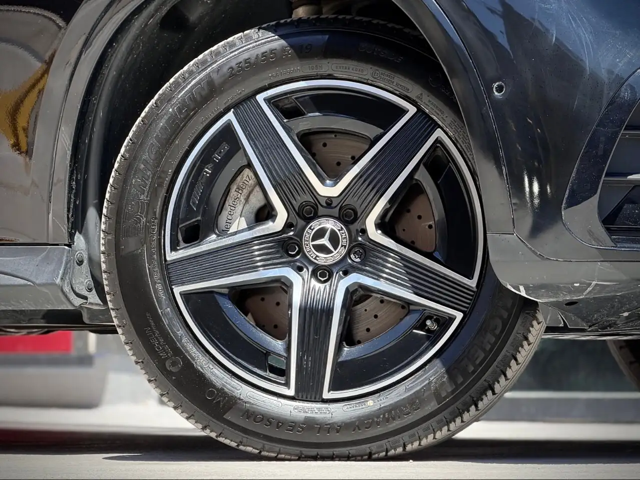 Mercedes-Benz GLC снимка Mercedes-Benz GLC