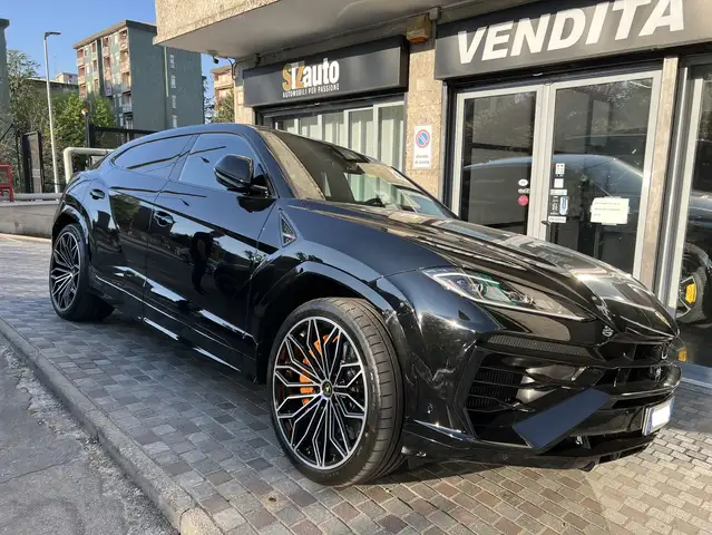 Lamborghini URUS SE
