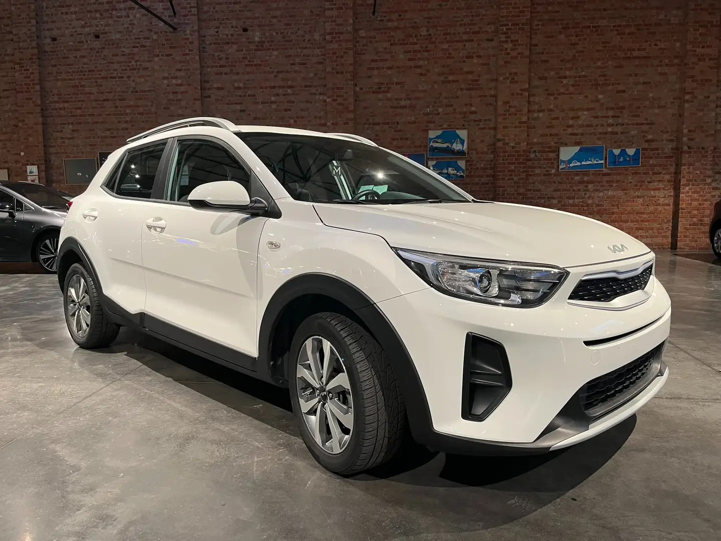 Kia Stonic Stonic 1.2 Edition 7 Blanc - 1