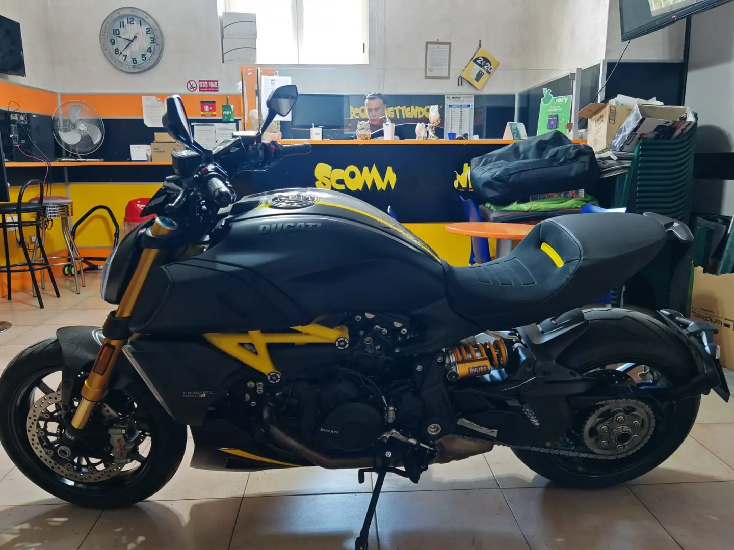 Ducati Diavel 1260 s Šedá - 1