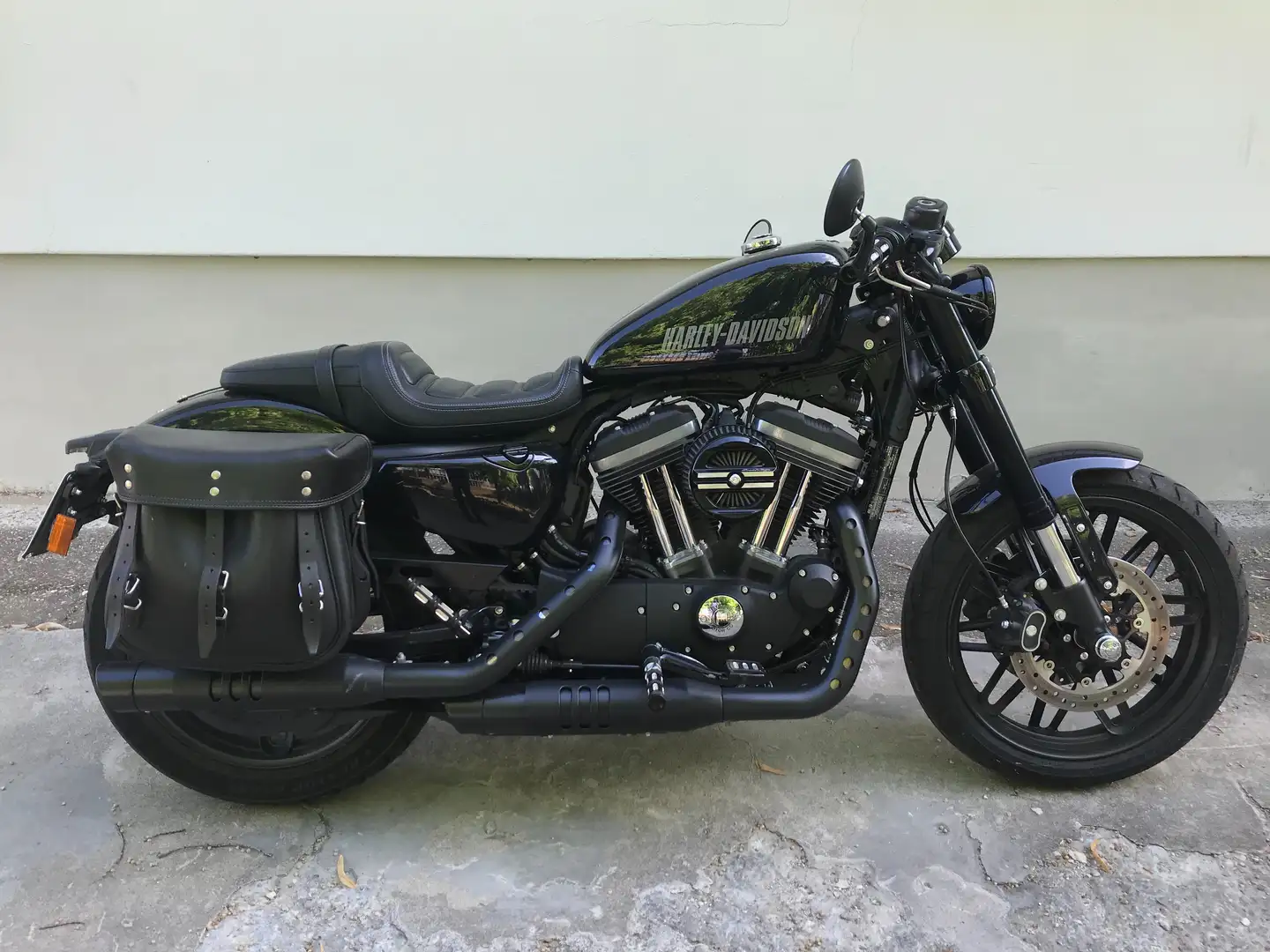 Harley-Davidson Roadster Roadster 1200 CX Noir - 1