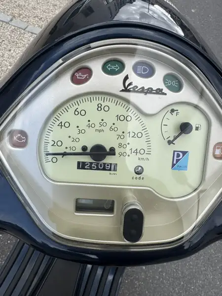 Vespa LX 125 - foto 6