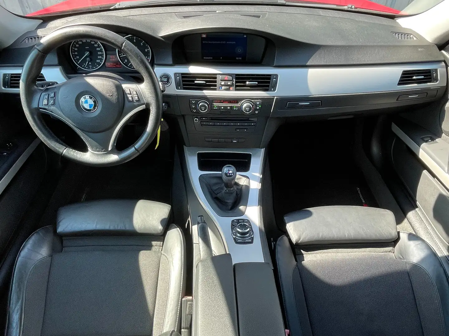 BMW 320 320i Coupé * Lückenlos Servicegepflegt * Rot - 2