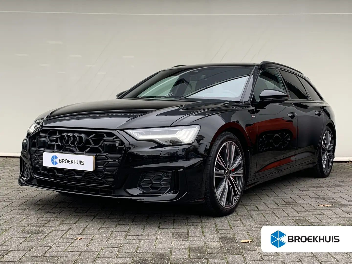 Audi A6 Avant 55 TFSI e quattro Pro Line S Competition Air Zwart - 1