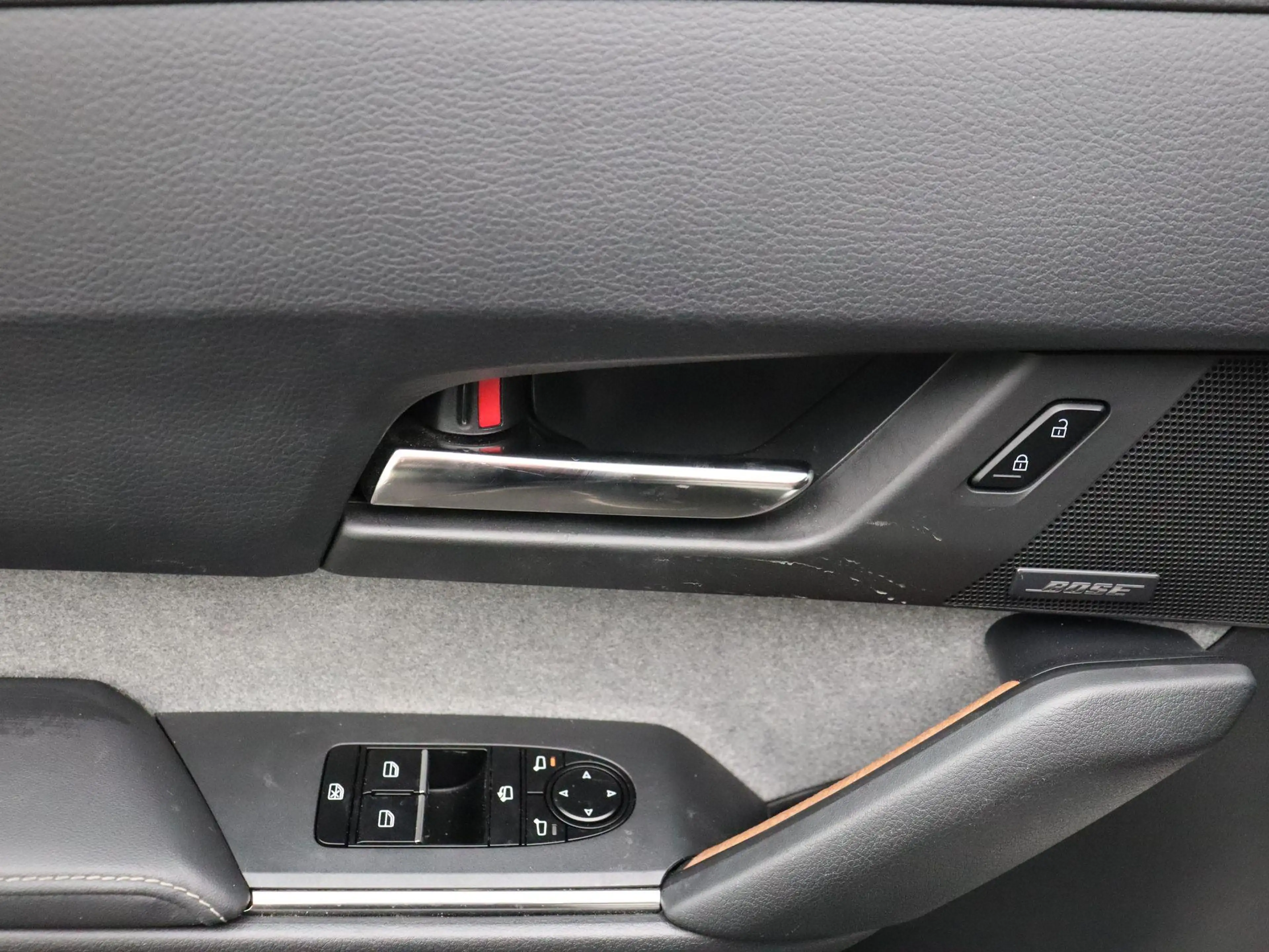Mazda MX-30 e-SKYACTIV R-EV 166 pk Makoto — photo 8