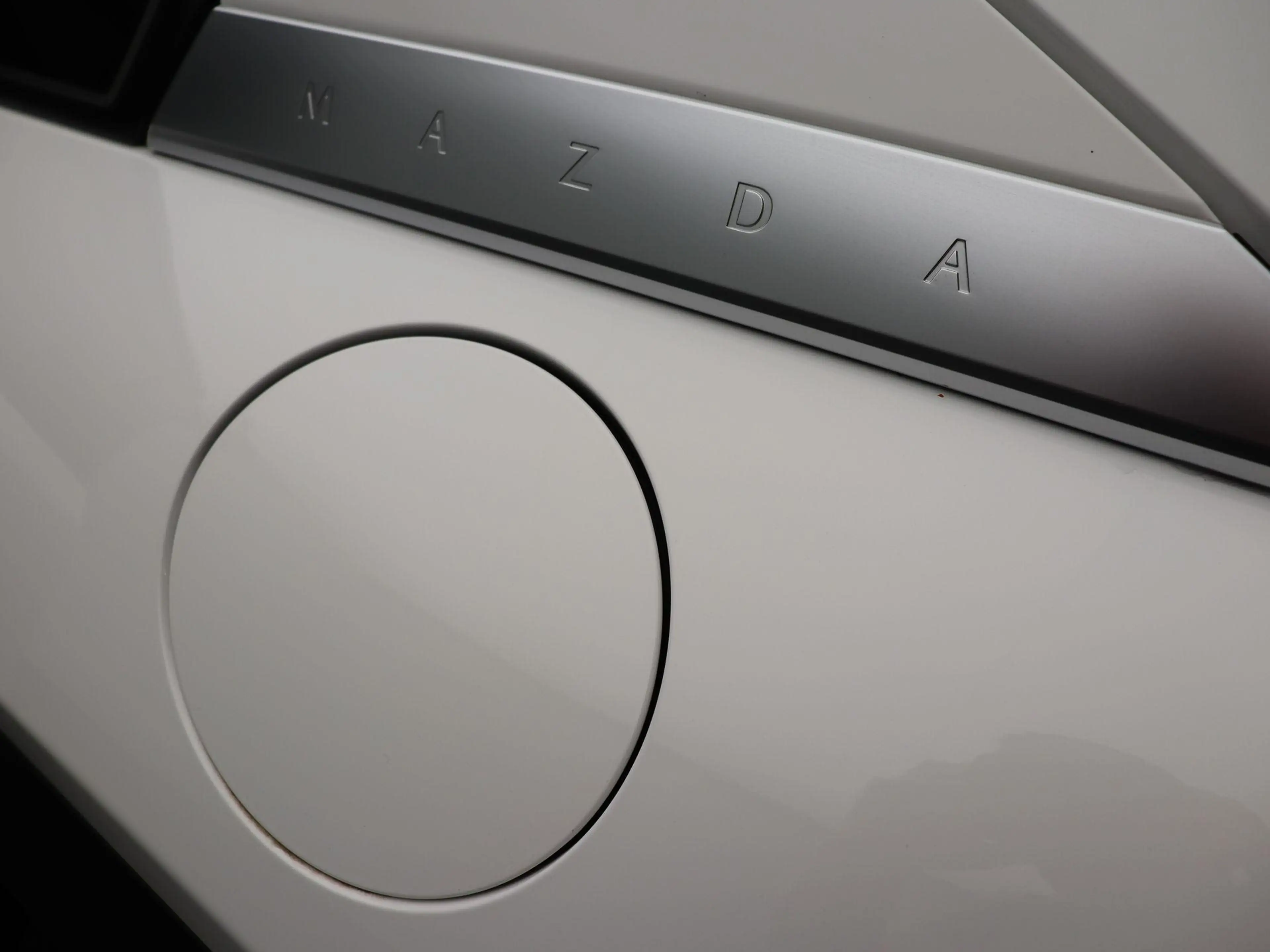 Mazda MX-30 e-SKYACTIV R-EV 166 pk Makoto — photo 12