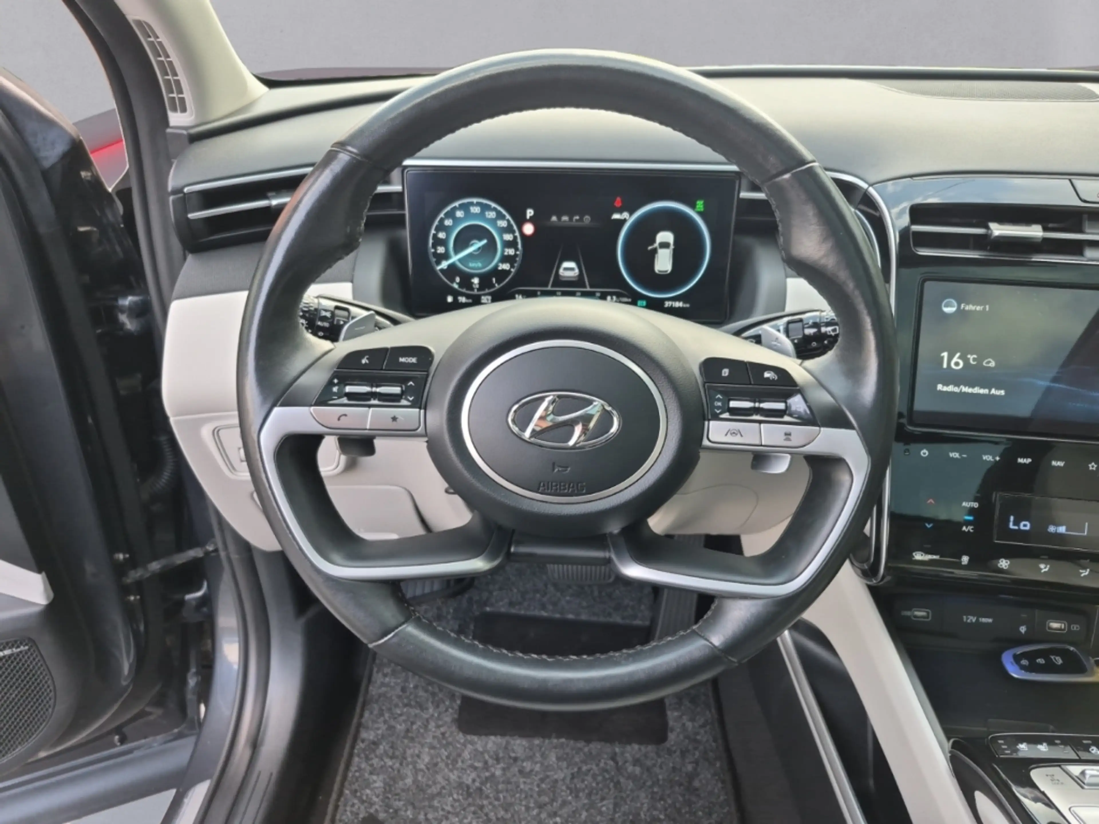 Hyundai TUCSON 1.6 Mild-Hybrid 4WD Pano el.Heckkl. ACC Klimasitze — photo 15