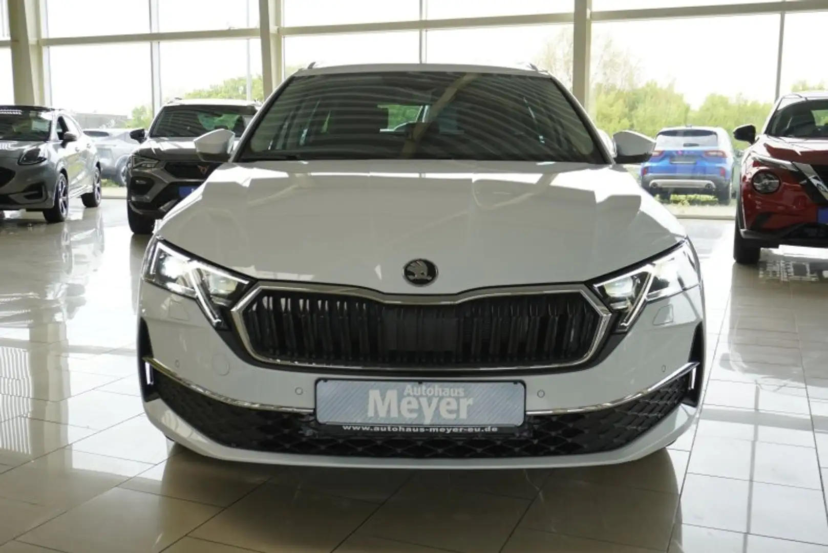 Skoda Octavia 1,5TSI DSG Matrix/ACC/Kamera/el.Klappe      ** Weiß - 2