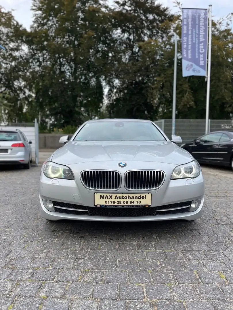 BMW 530 d Stříbrná - 1