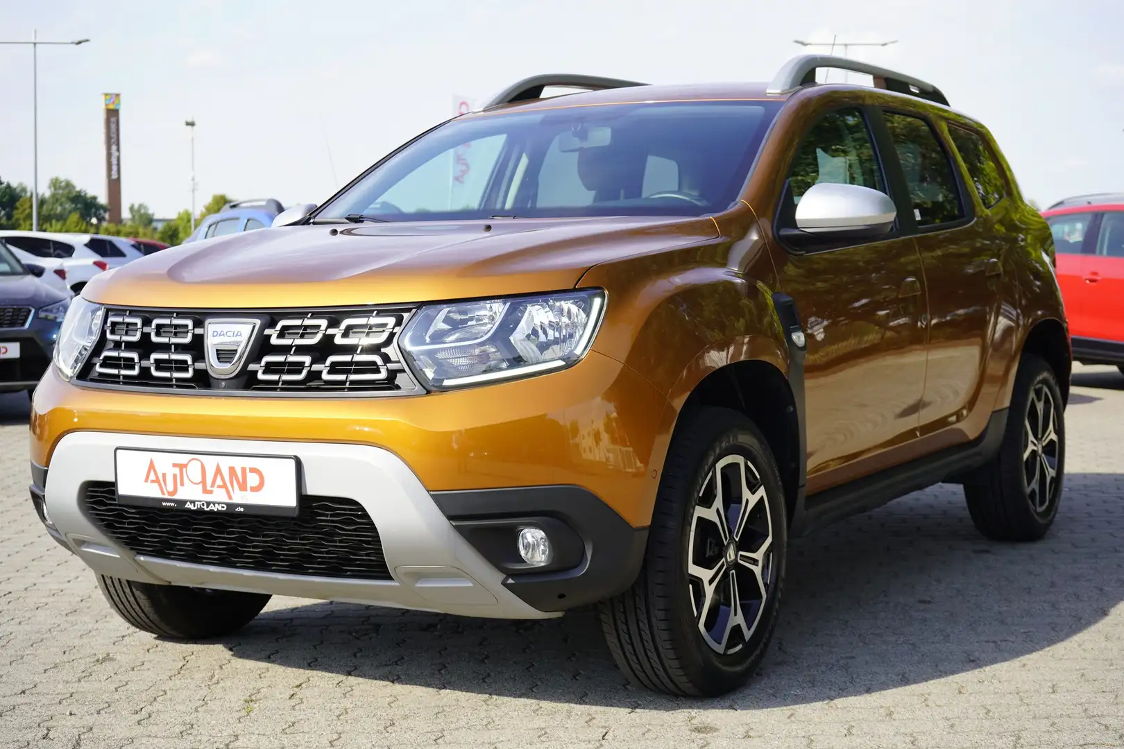 Dacia Duster II 1.3 TCE Navi Kamera Totwinkel PDC USB Orange - 2