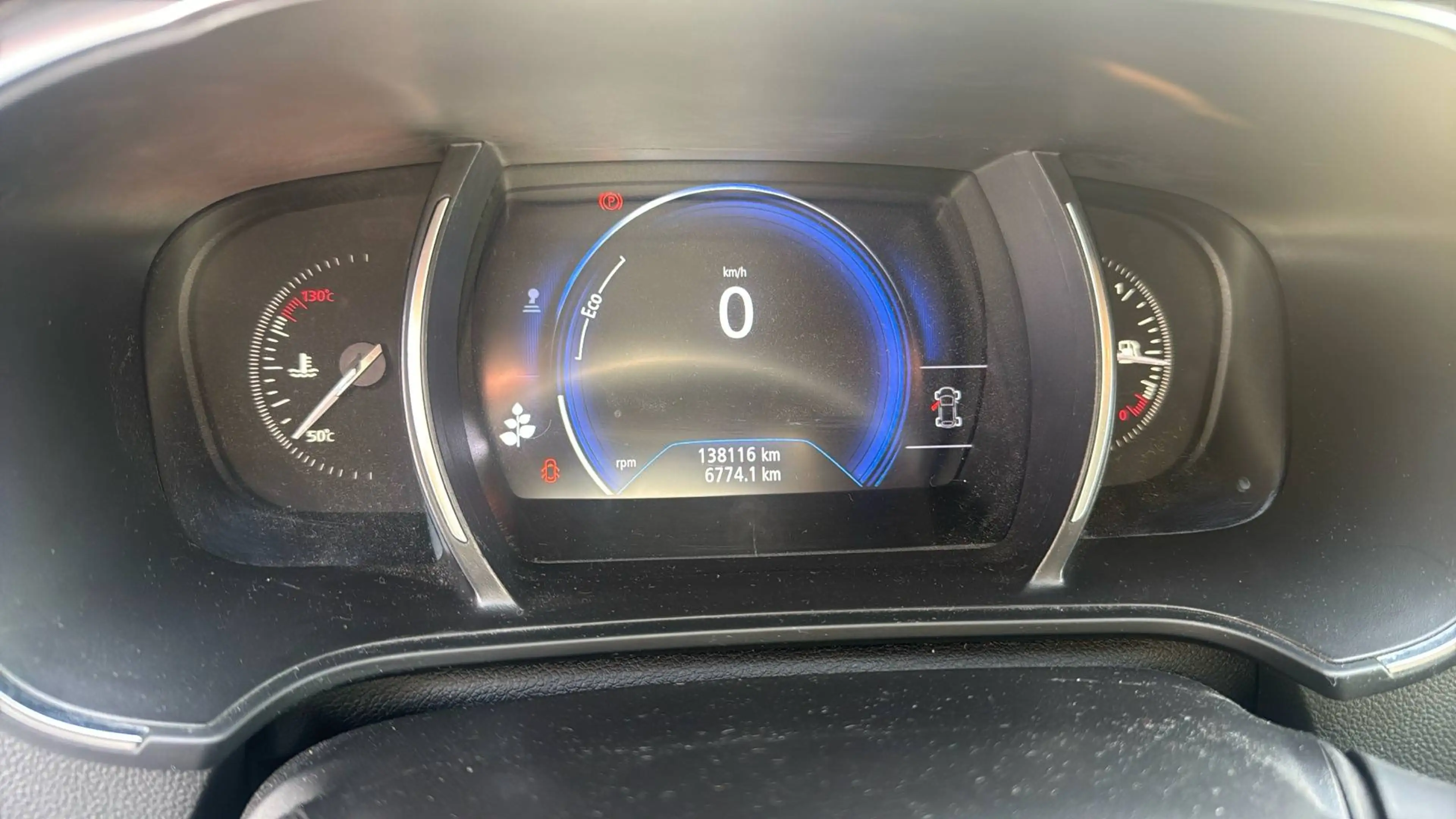 Renault Megane Mégane SW 1.5 Blue dCi Limited — photo 11