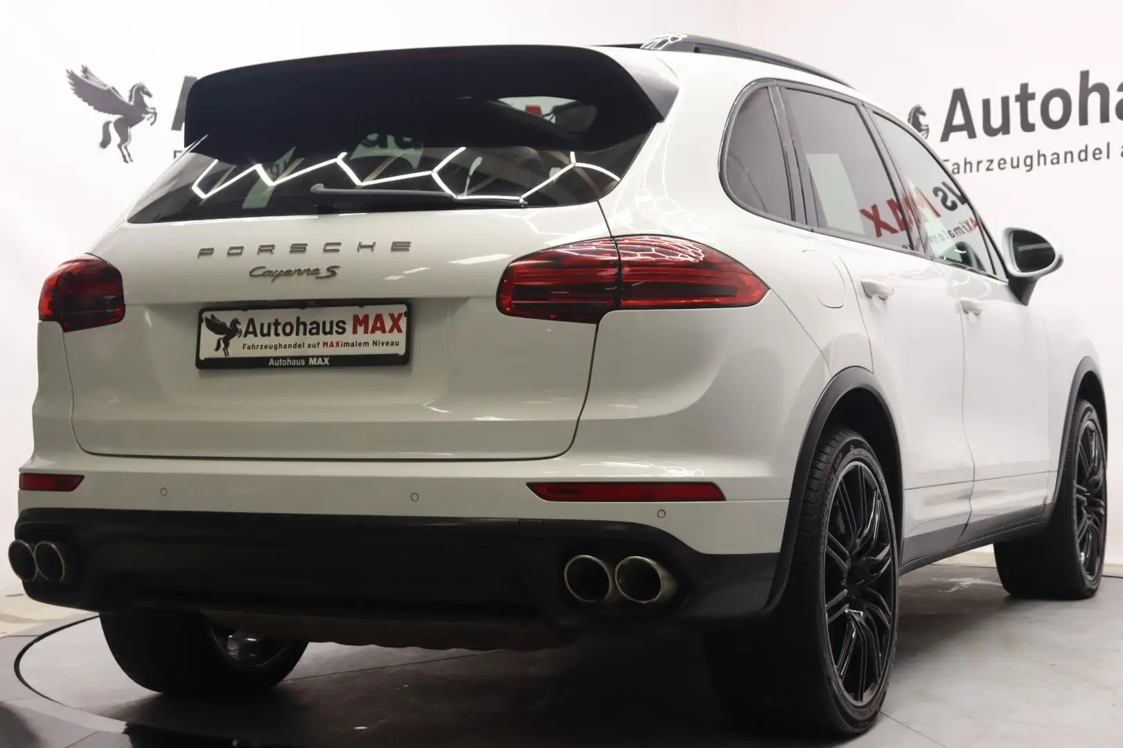 Porsche Cayenne S~Sport-Chrono~PDLS+~BOSE~Memory~Pano Blanc - 2