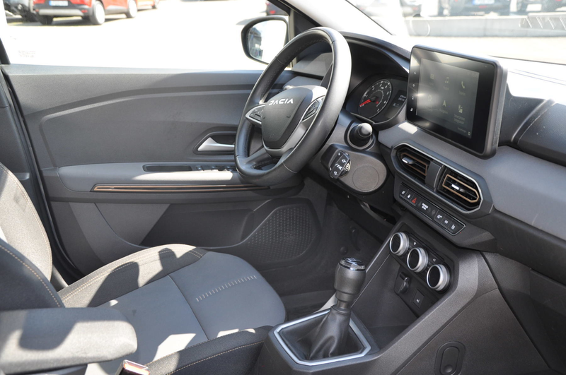 Dacia Jogger 1.0 TCe 100 ECO-G Extreme+ *PDC*NAVI*SHZ* — photo 12