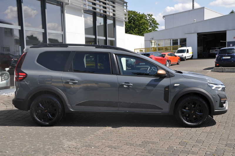 Dacia Jogger 1.0 TCe 100 ECO-G Extreme+ *PDC*NAVI*SHZ* — photo 5