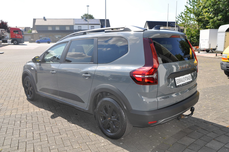 Dacia Jogger 1.0 TCe 100 ECO-G Extreme+ *PDC*NAVI*SHZ* — photo 9