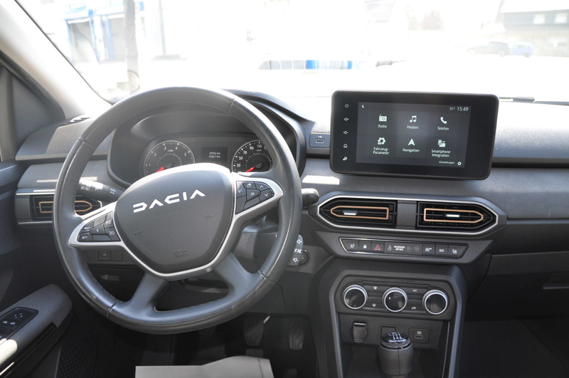 Dacia Jogger 1.0 TCe 100 ECO-G Extreme+ *PDC*NAVI*SHZ* — photo 13