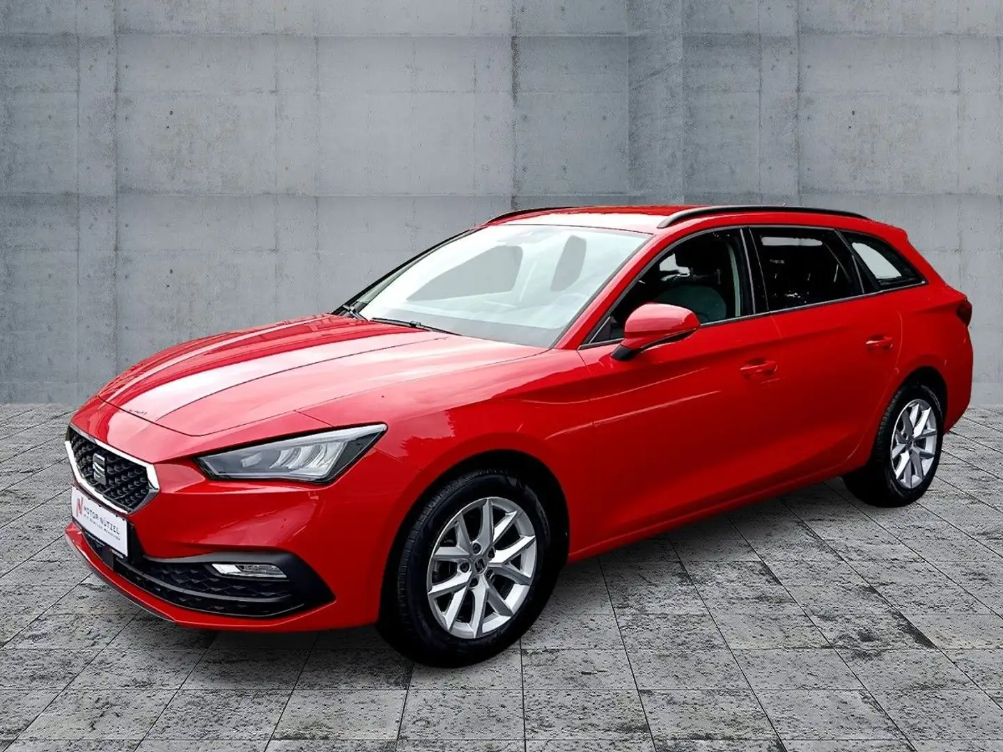 SEAT Leon ST 1.5 TSI STYLE LED+NAV+APP+ACC+SHZ+PDC+VC Rot - 2