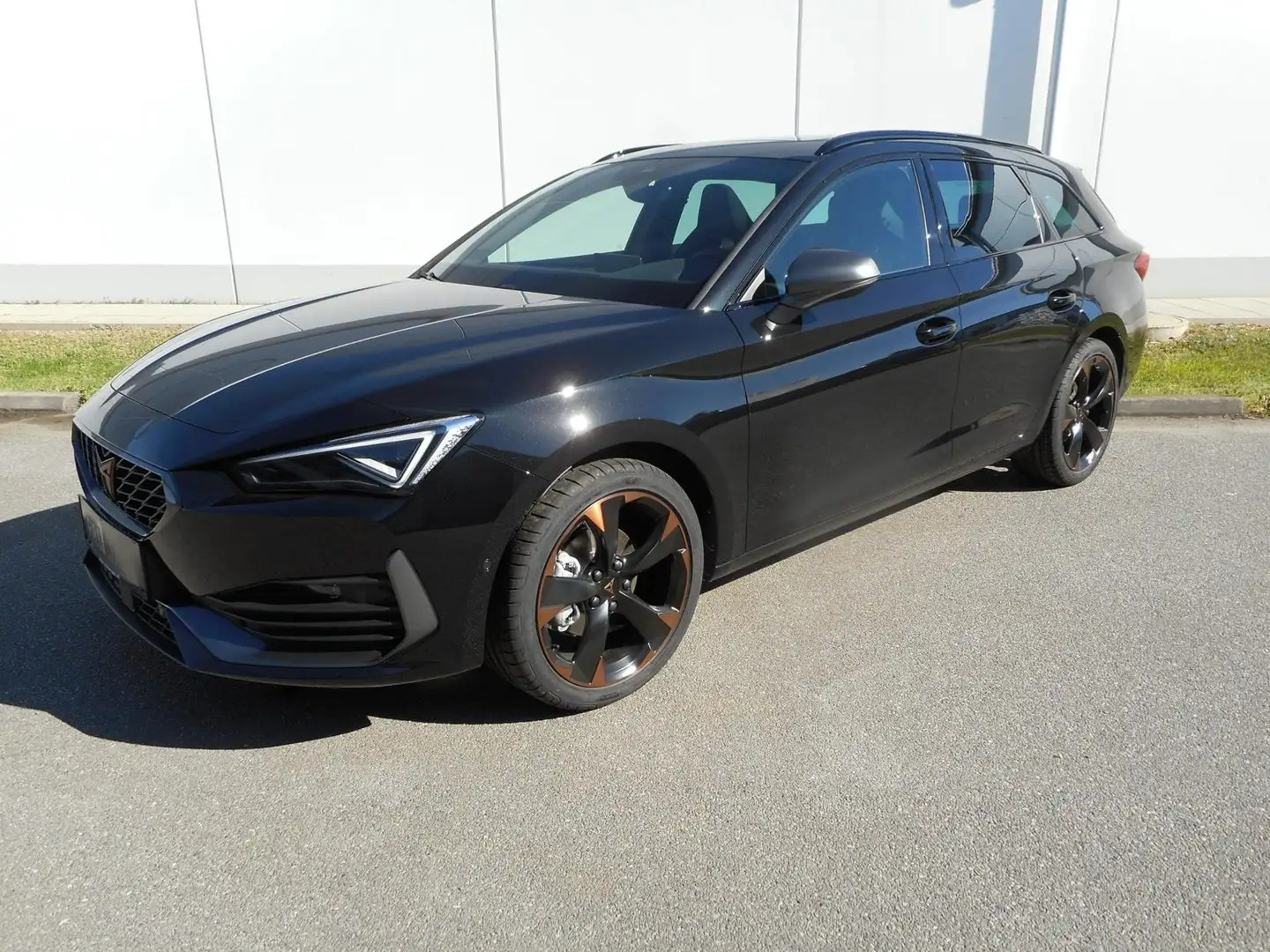 CUPRA Leon TRIBE 1.5 eTSI DSG 150 Noir - 2