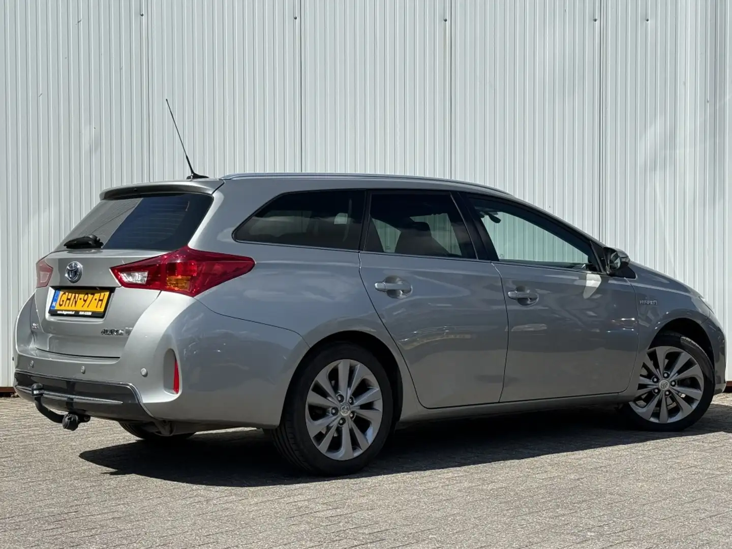 Toyota Auris Touring Sports 1.8 Hybrid Lease Pro Trekhaak Navi Gris - 2