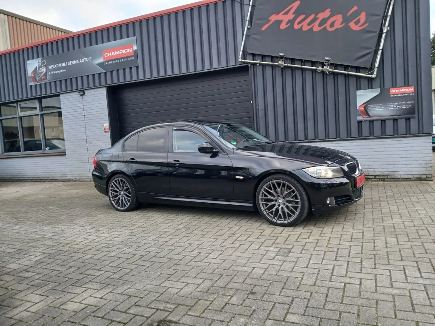 BMW 318 3-serie 318i High Executive AUTOMAAT!!! Zwart - 1