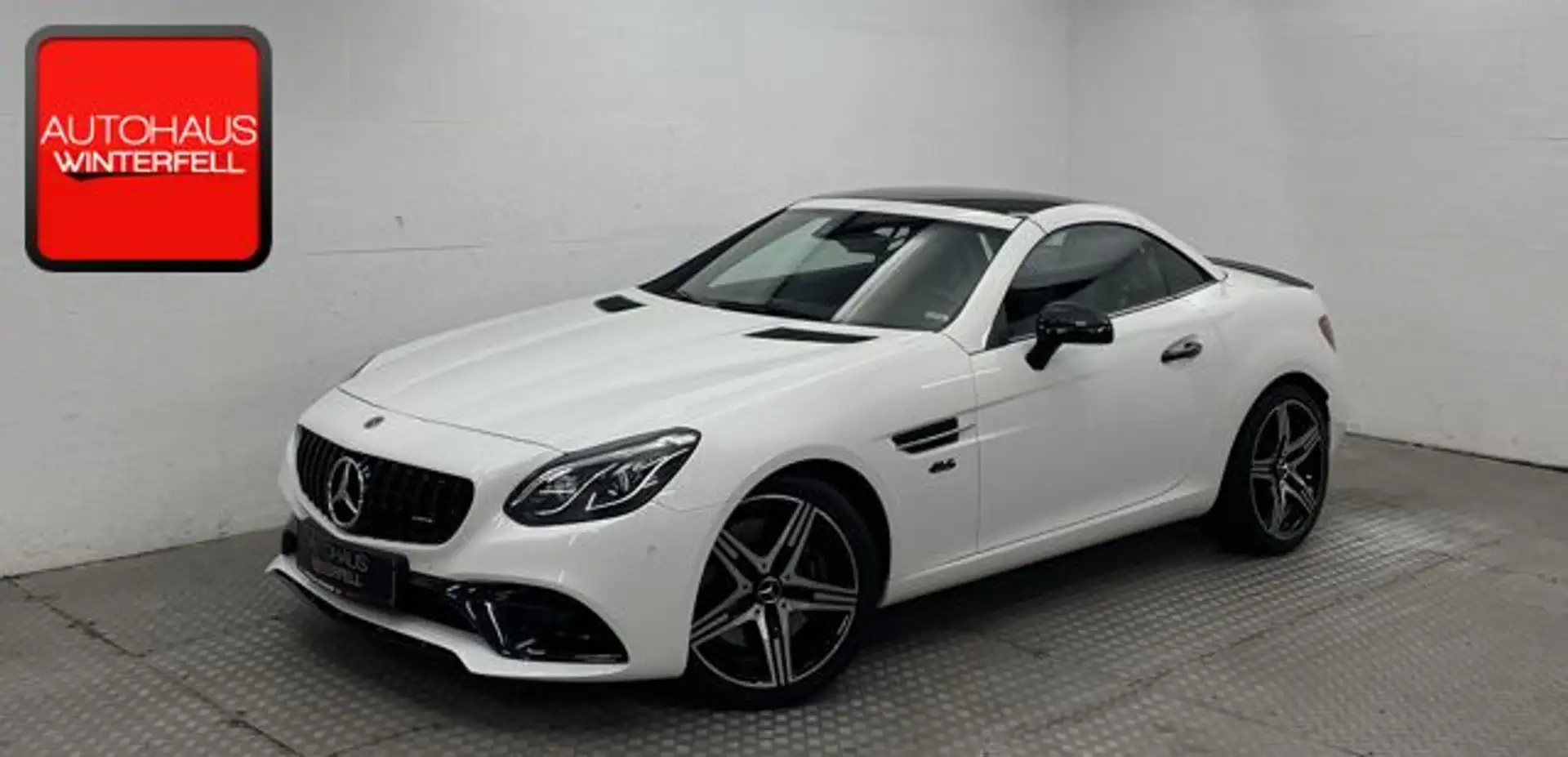 Mercedes-Benz SLC 200 AMG FINAL EDITION PANO+LED+MEMO+AIRSCARF Fehér - 1