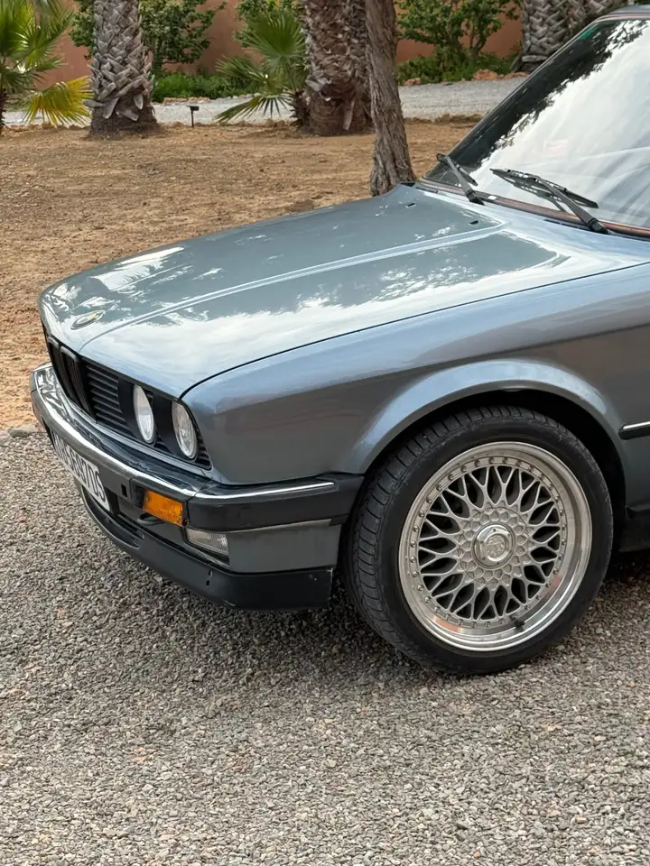 BMW 325i Cabriolet, foto 3