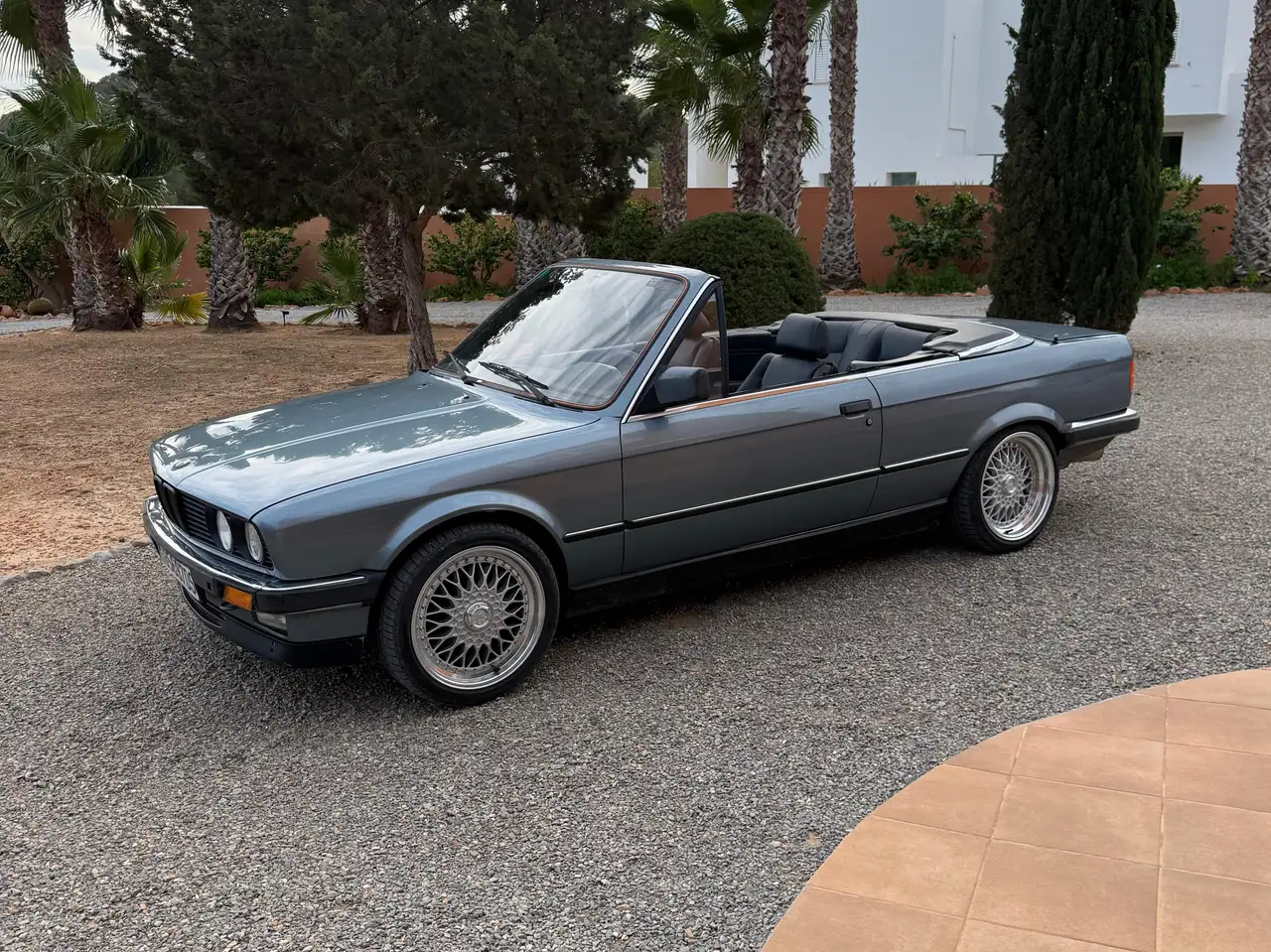 BMW 325i Cabriolet, foto 4