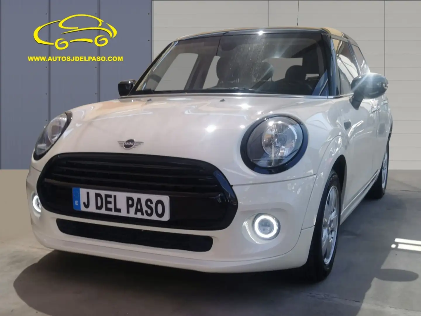 MINI One Alb - 1