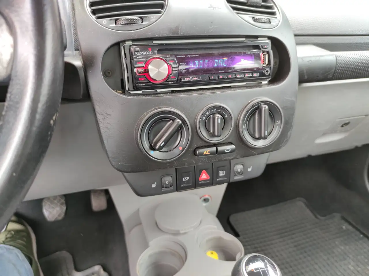 Volkswagen New Beetle 2.0, foto 2