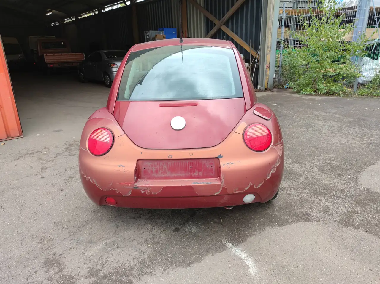 Volkswagen New Beetle 2.0, foto 6