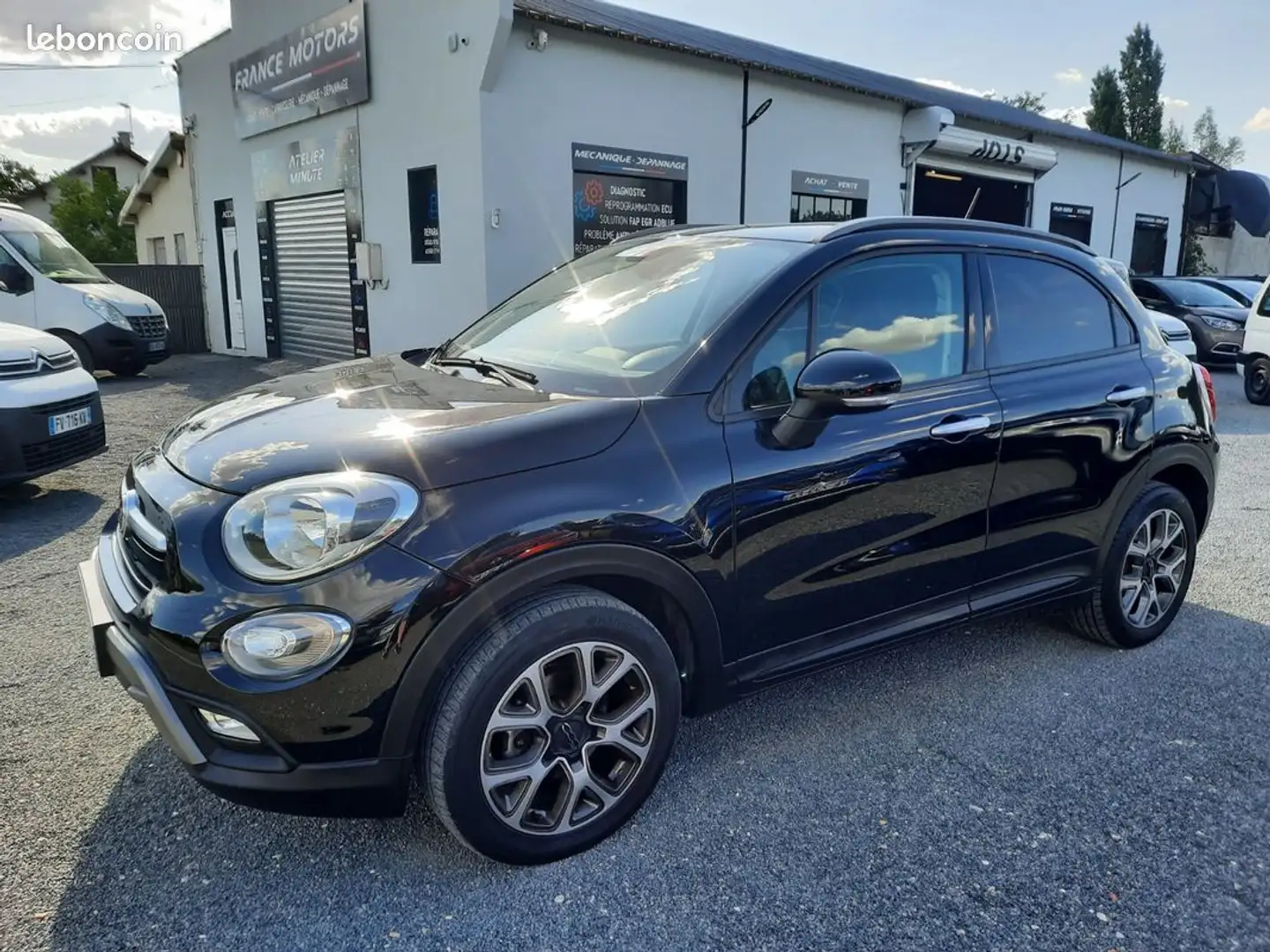Fiat 500X Cross Plus 144660KMS TRES BON ETAT ENTIEREMENT REV Noir - 1