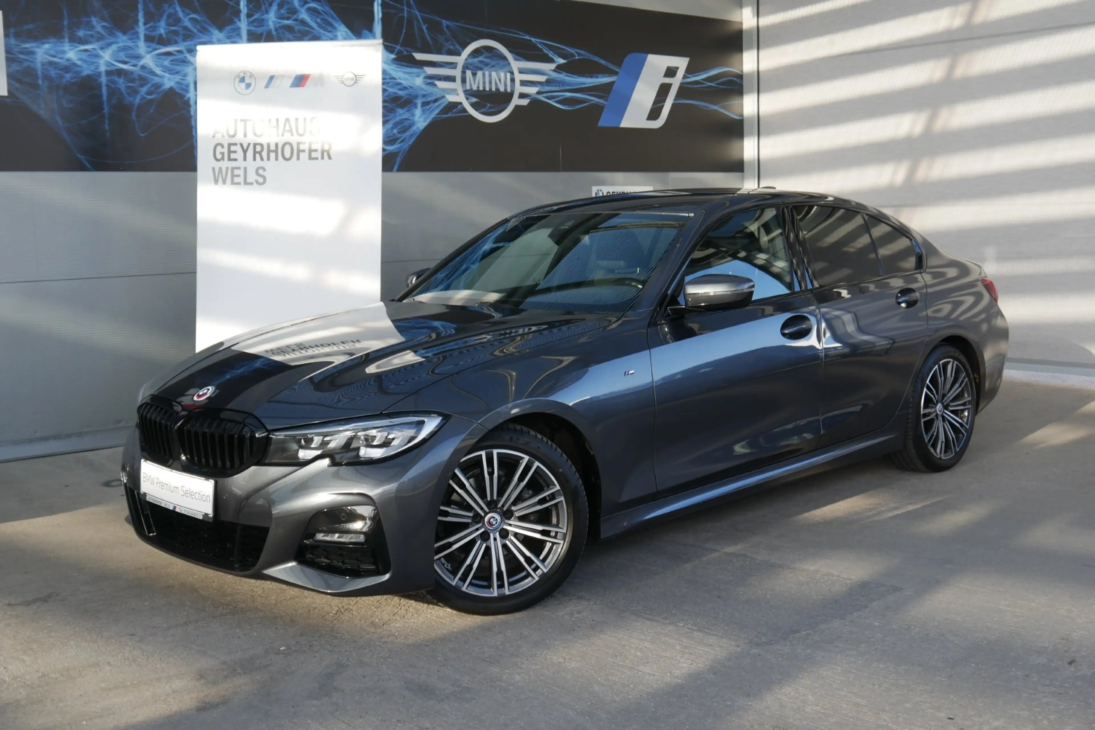 BMW 318 d *M-Paket/Business Paket Plus/Rückfahrkamera/LED/Sitzhzg.* — photo 3