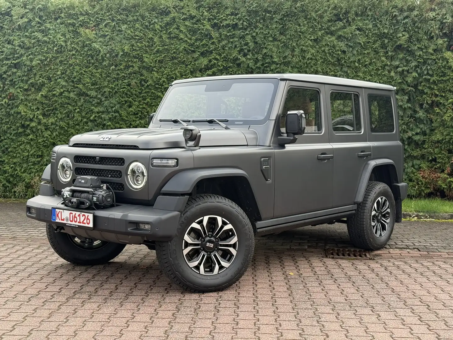 BAIC Sonstige 212 Grau - 1